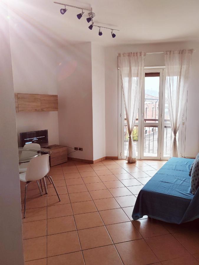 Ieo -Humanitas - Sunny House - Comodissimo Locate di Triulzi Exteriör bild