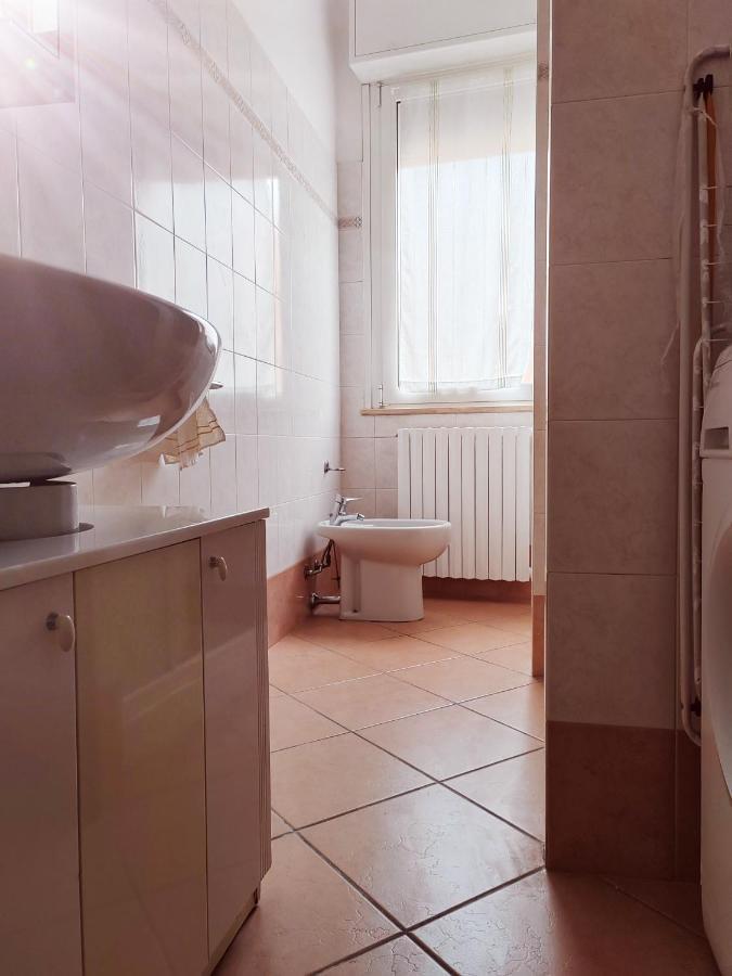 Ieo -Humanitas - Sunny House - Comodissimo Locate di Triulzi Exteriör bild